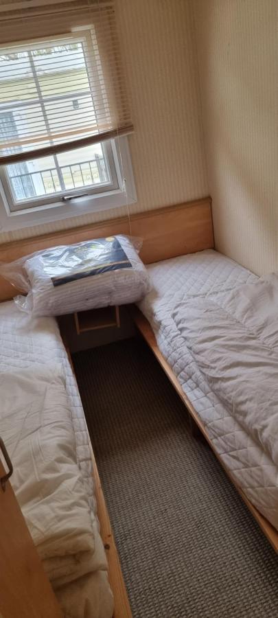 8 Berth Caravan Direct Beach Access Ingoldmells Bagian luar foto